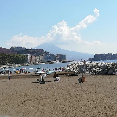 La Maison Entre Amis Naples